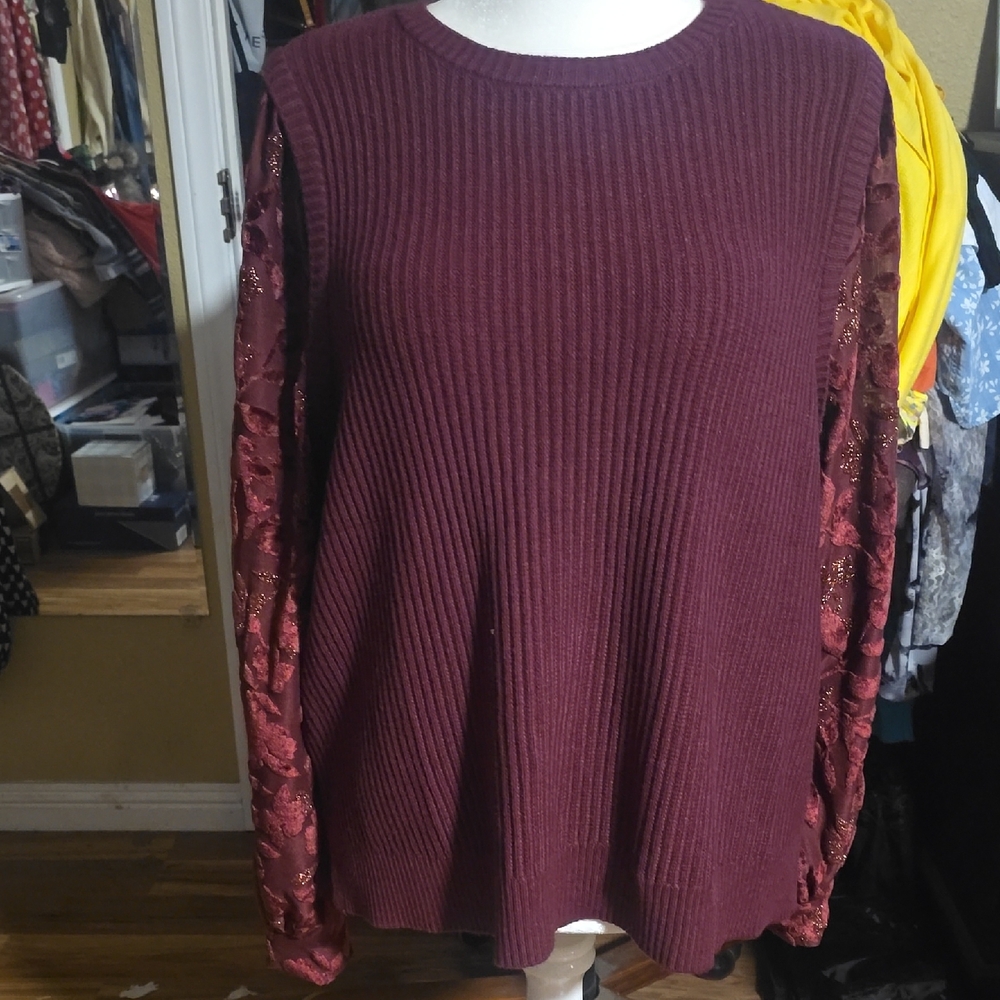Isaac Mizrahi Burgundy Knit Top